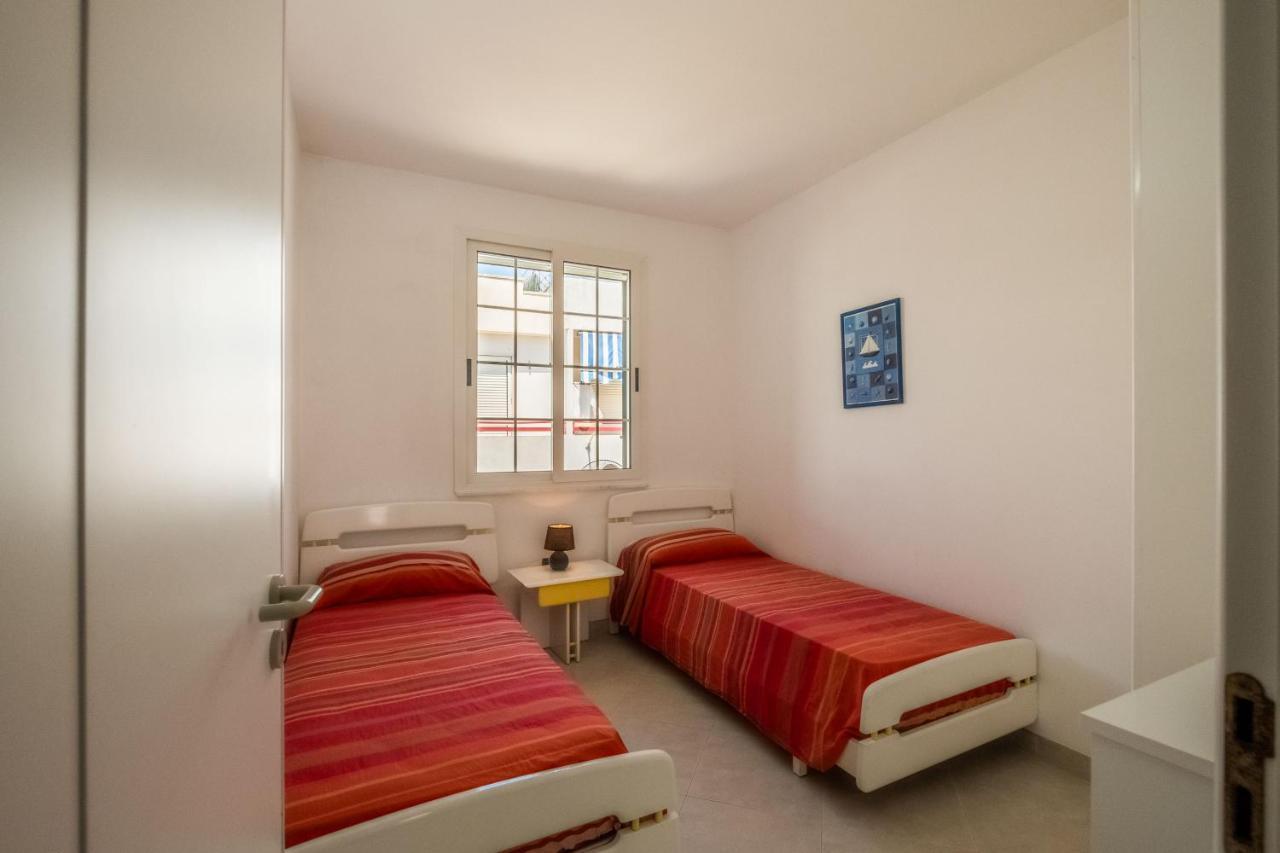 Perla Marina Apartment Torre Pali Bagian luar foto